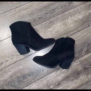 Black booties size 7.5